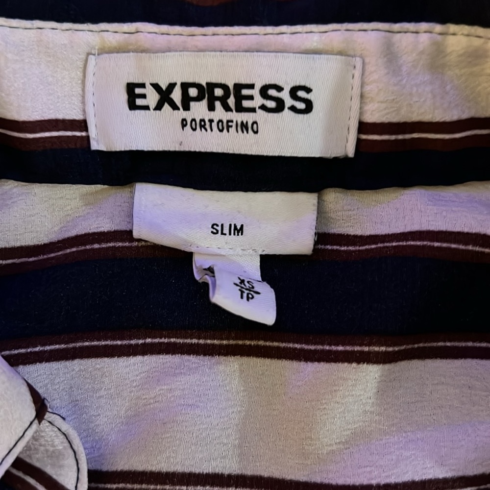 Women’s Express Button Up. - Picture 2 of 3